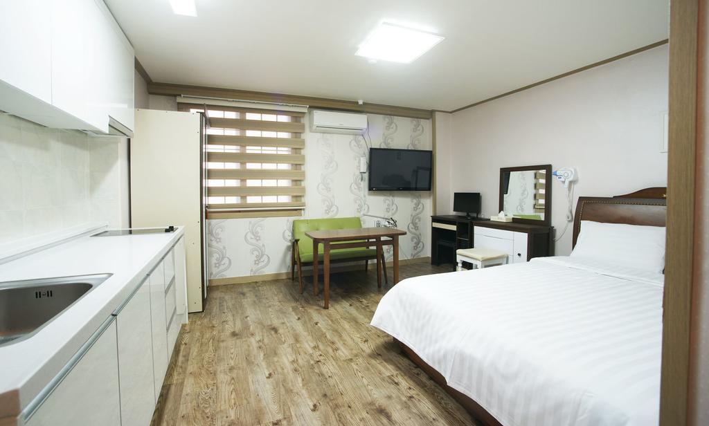 Tamragio Residence Hotel Jeju Eksteriør billede