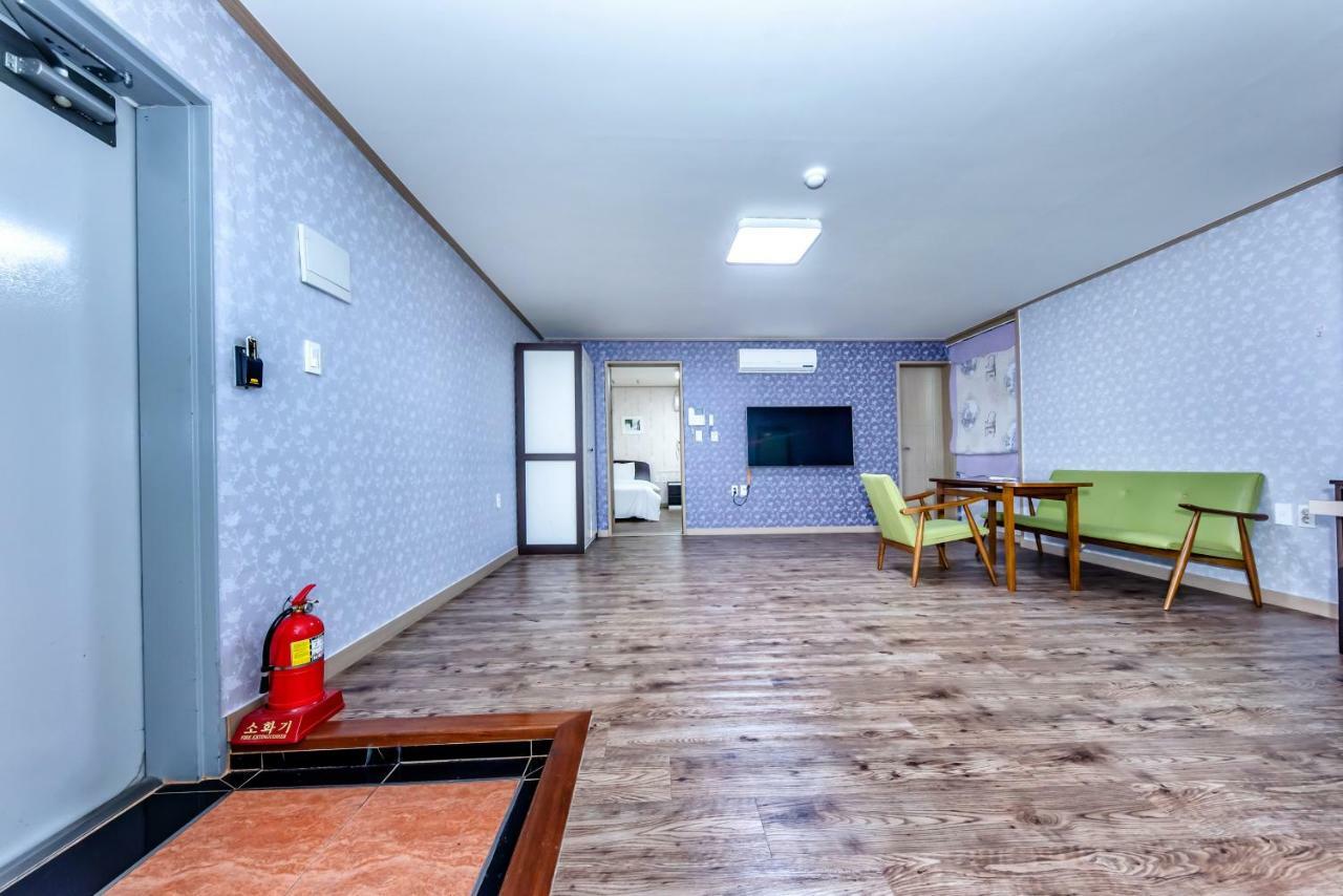 Tamragio Residence Hotel Jeju Eksteriør billede