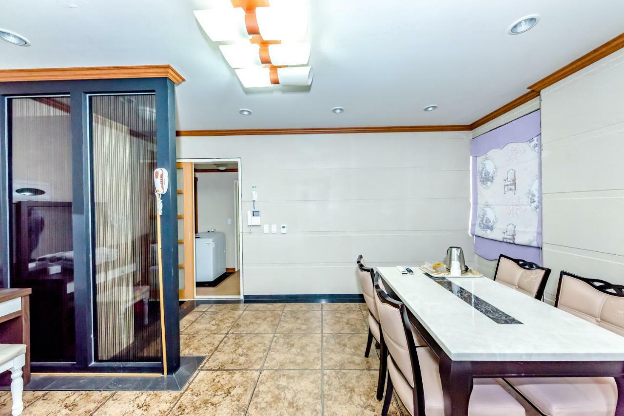 Tamragio Residence Hotel Jeju Eksteriør billede