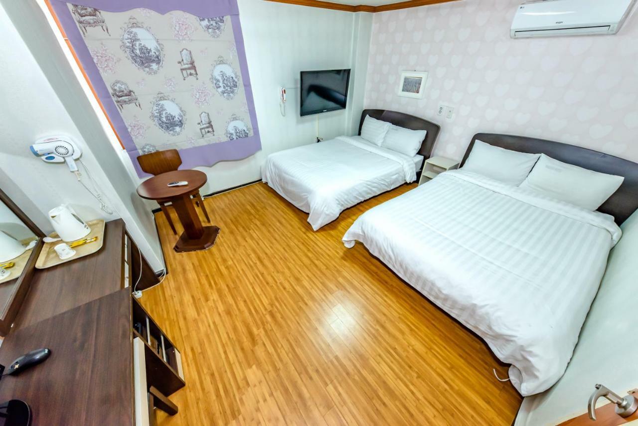 Tamragio Residence Hotel Jeju Eksteriør billede